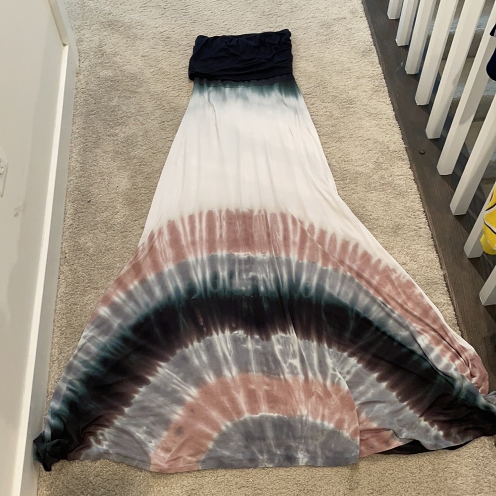 Maxi tie dye strapless dress size small